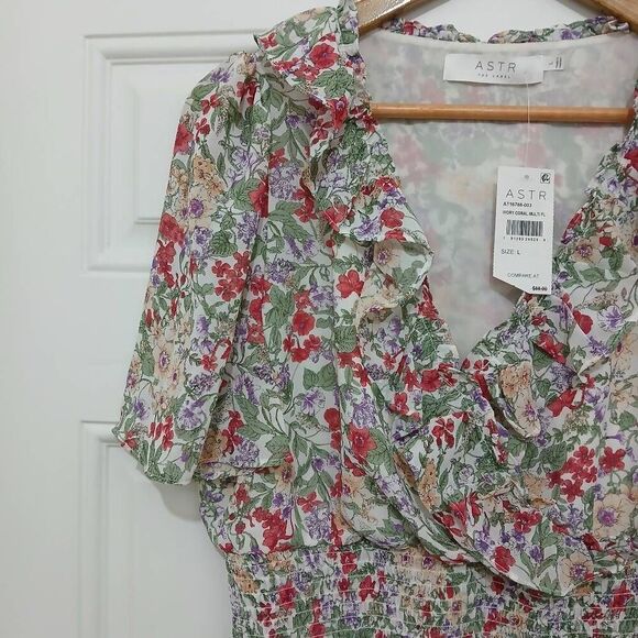 Astr womens large cropped green red smocked cross front ditsy Flora shirt top - Picture 4 of 8